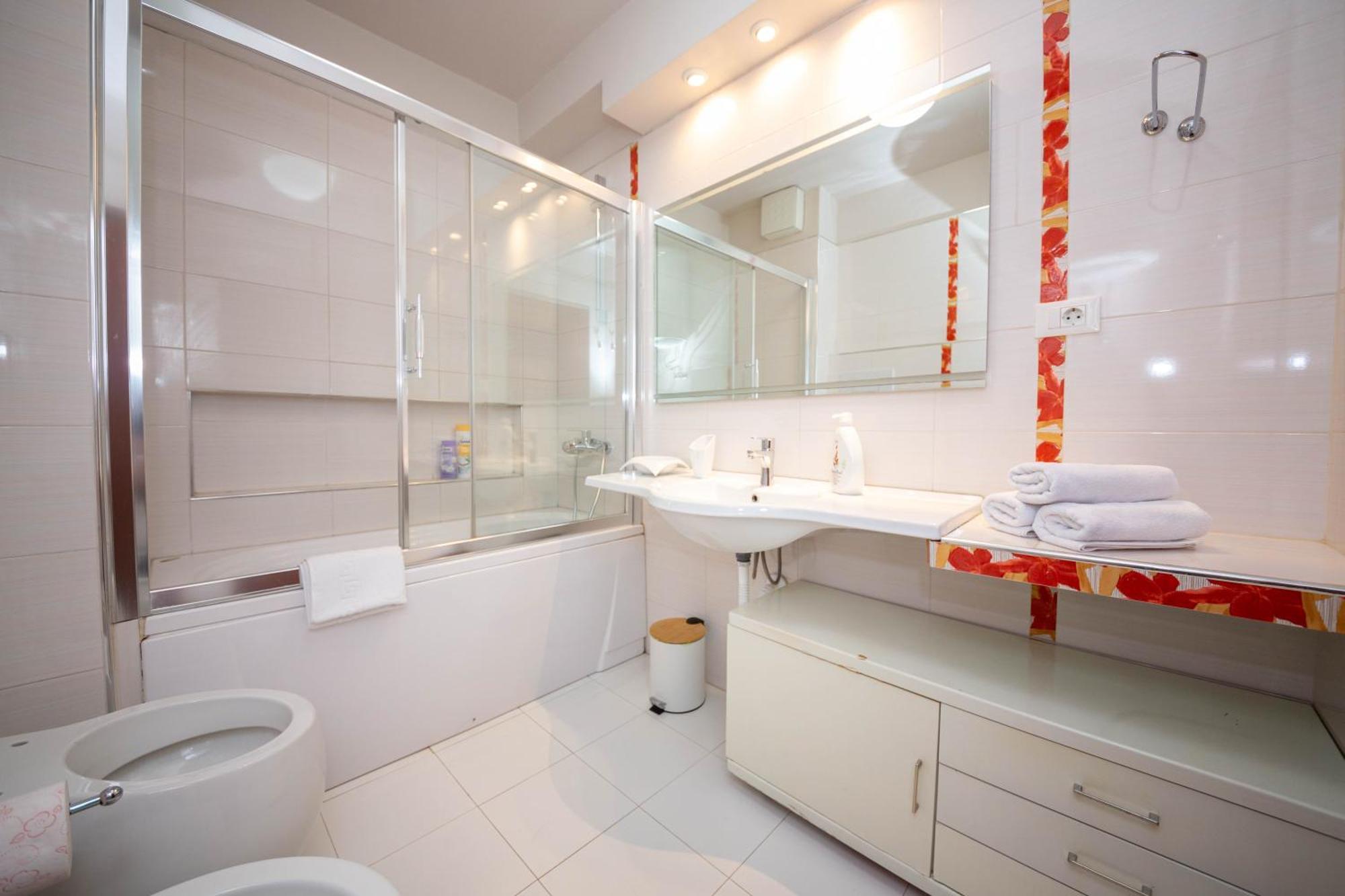 טיראנה Blloku Unique Apartments 3 מראה חיצוני תמונה